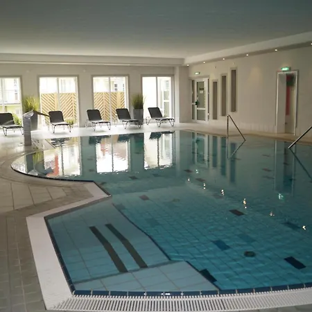 Geraeumige - Grosser Eck-balkon, Garage, Poolnutzung * Rerik