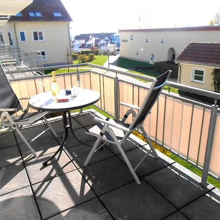 Geraeumige - Grosser Eck-balkon, Garage, Poolnutzung Casa vacanze